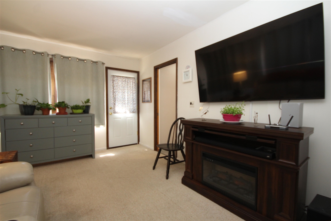 12345 S Sprinkle Road, Vicksburg, MI, 49097