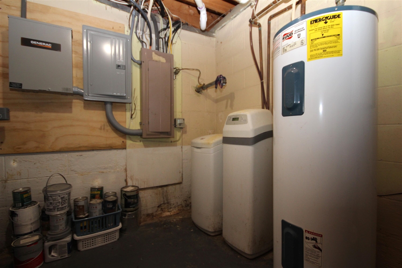 12345 S Sprinkle Road, Vicksburg, MI, 49097