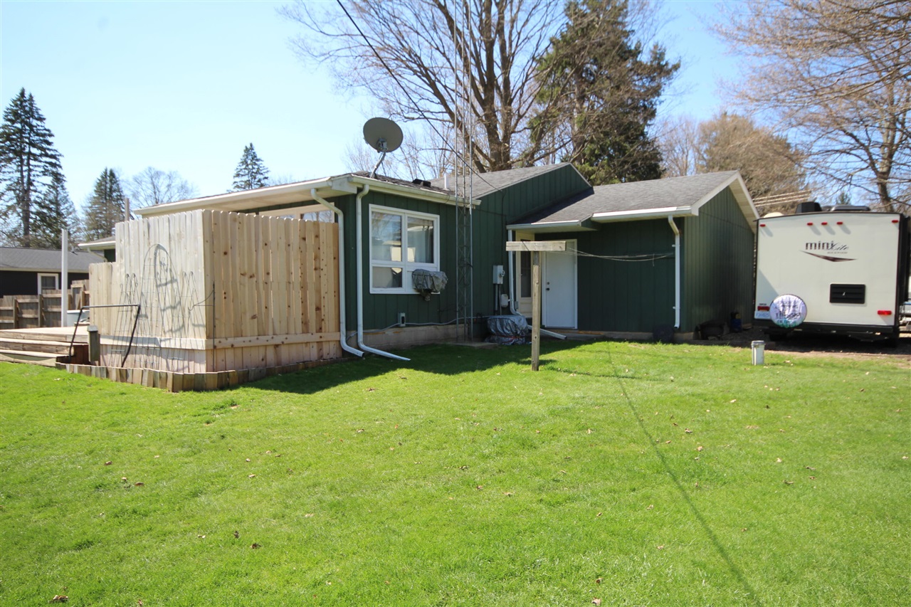 12345 S Sprinkle Road, Vicksburg, MI, 49097