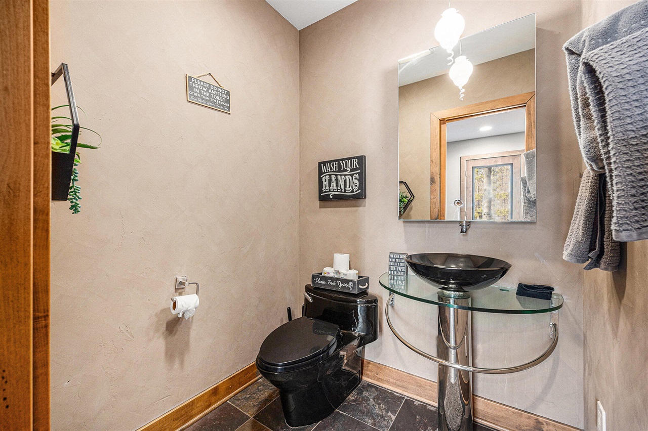 6340 Butternut Drive, West Olive, MI, 49460-9153