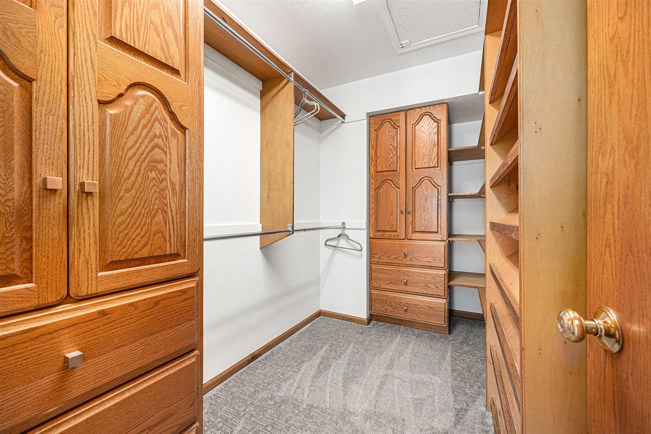 6340 Butternut Drive, West Olive, MI, 49460-9153