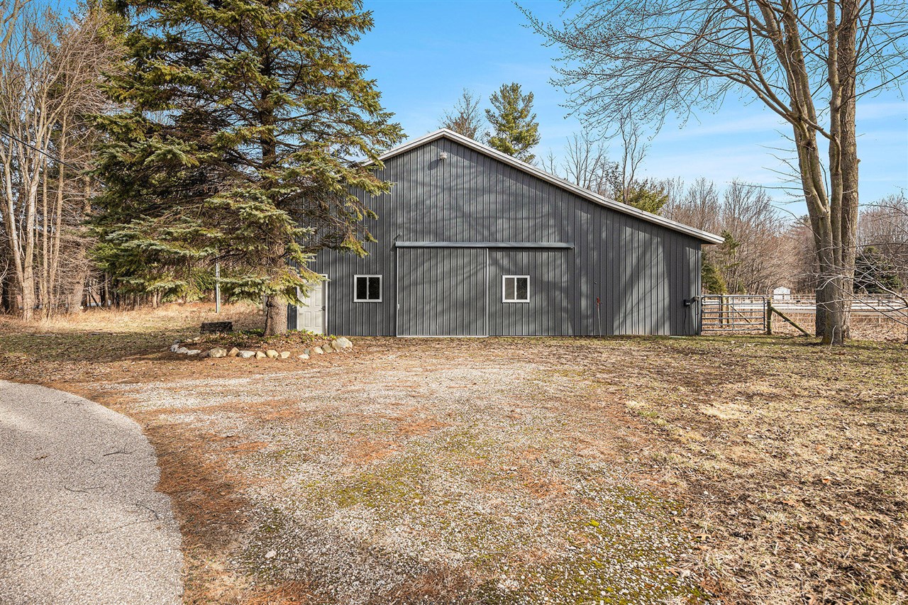 6340 Butternut Drive, West Olive, MI, 49460-9153