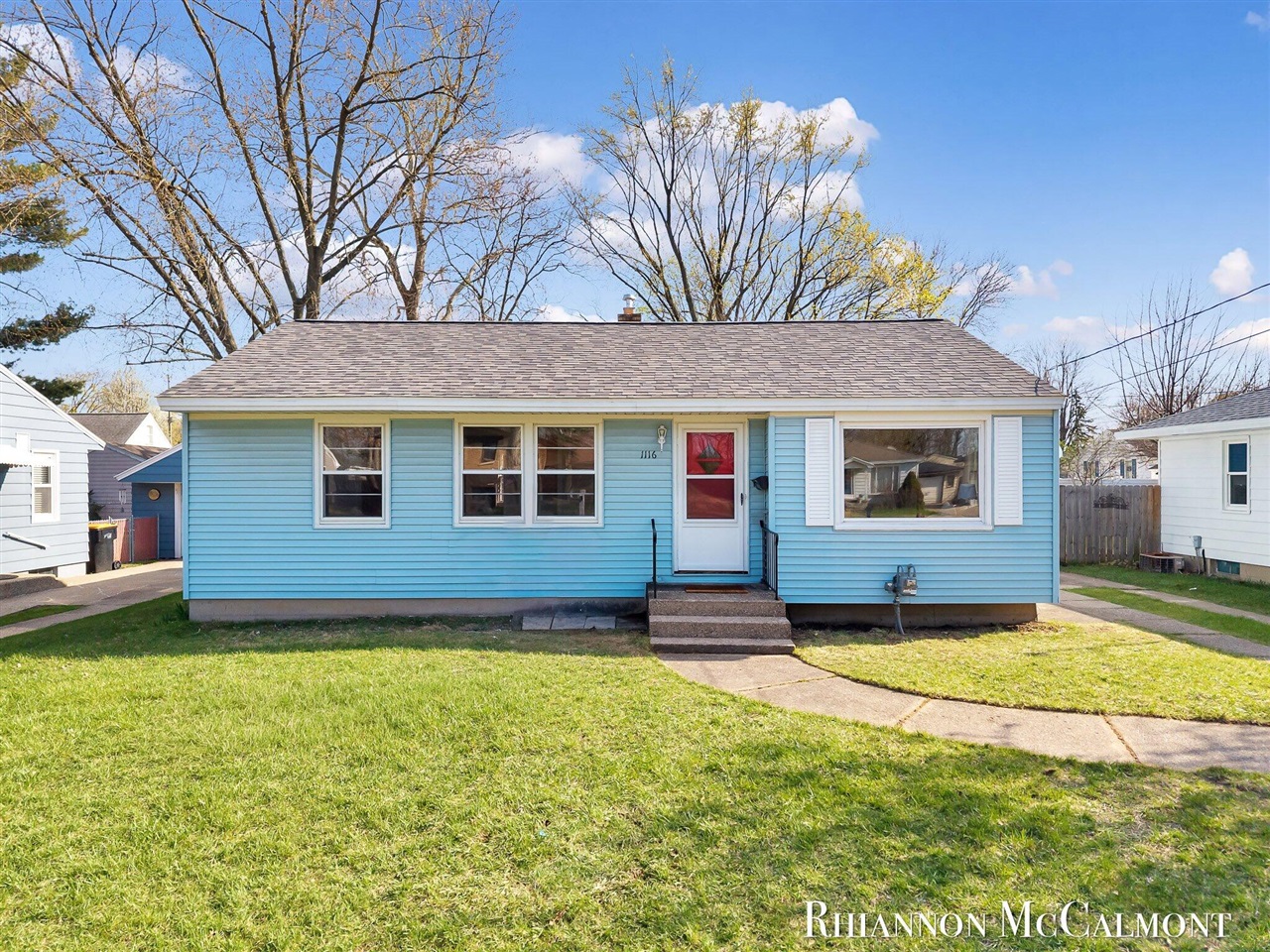 8492 Douglas Avenue, Kalamazoo, MI, 49009