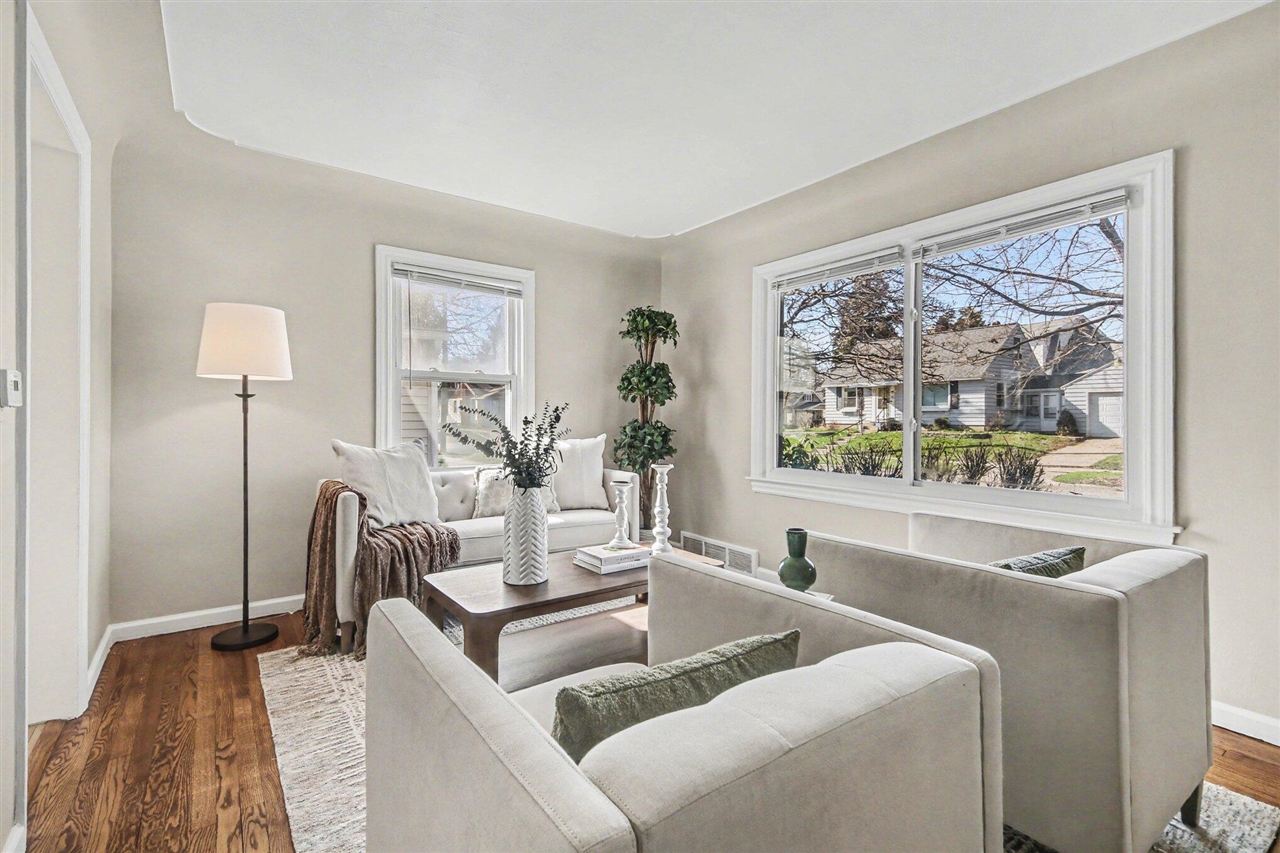 700 Ardmore Street, Grand Rapids, MI, 49507-3259