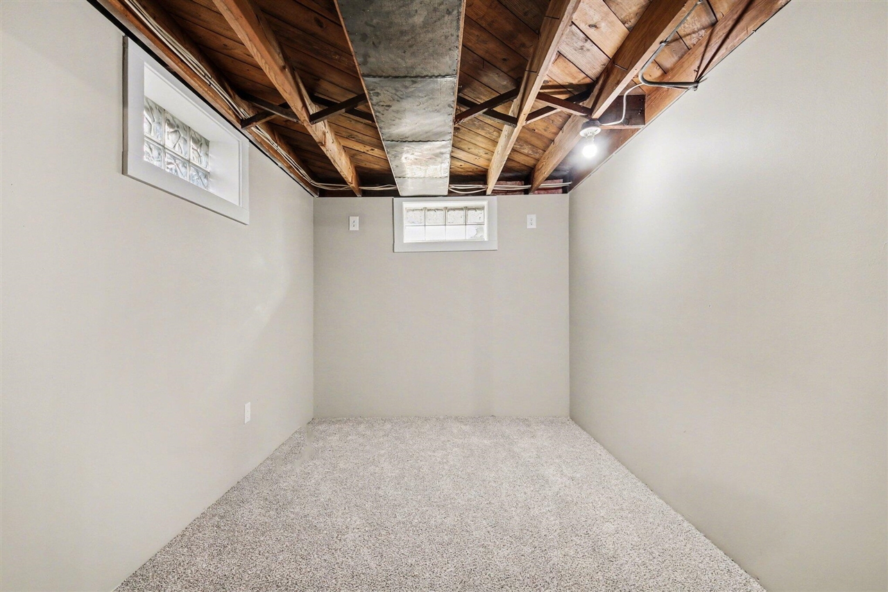 700 Ardmore Street, Grand Rapids, MI, 49507-3259