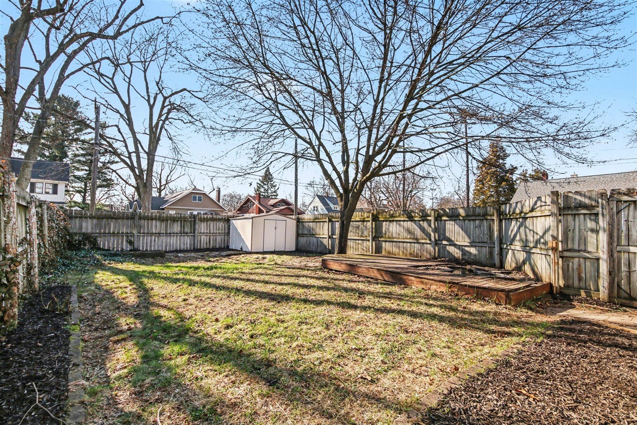 700 Ardmore Street, Grand Rapids, MI, 49507-3259