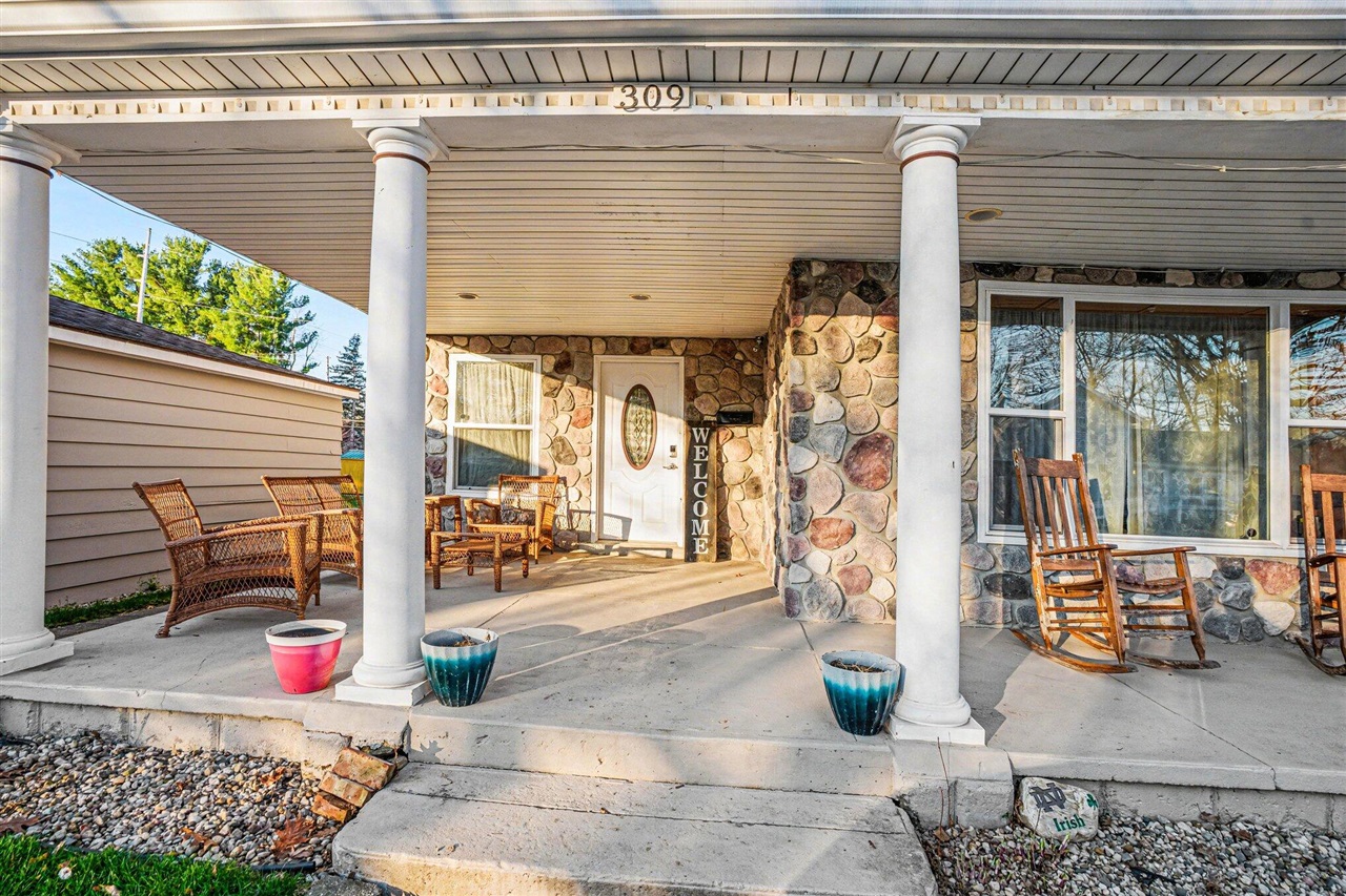 1st image of 309 S Kimmel St, Berrien Springs, MI 49103 | MLS# 70524514