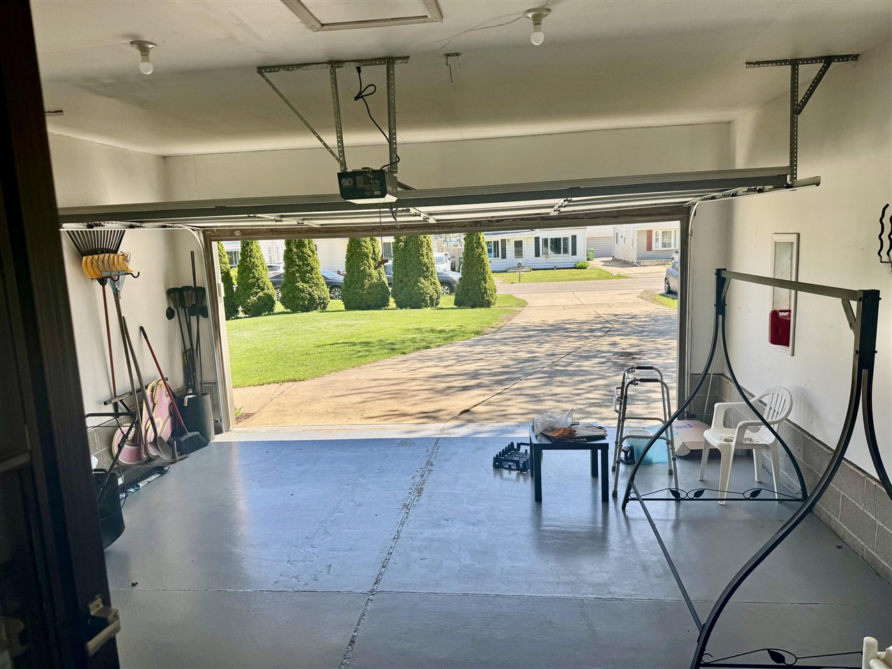 15338 Flanders Street, Southgate, MI, 48195-2974