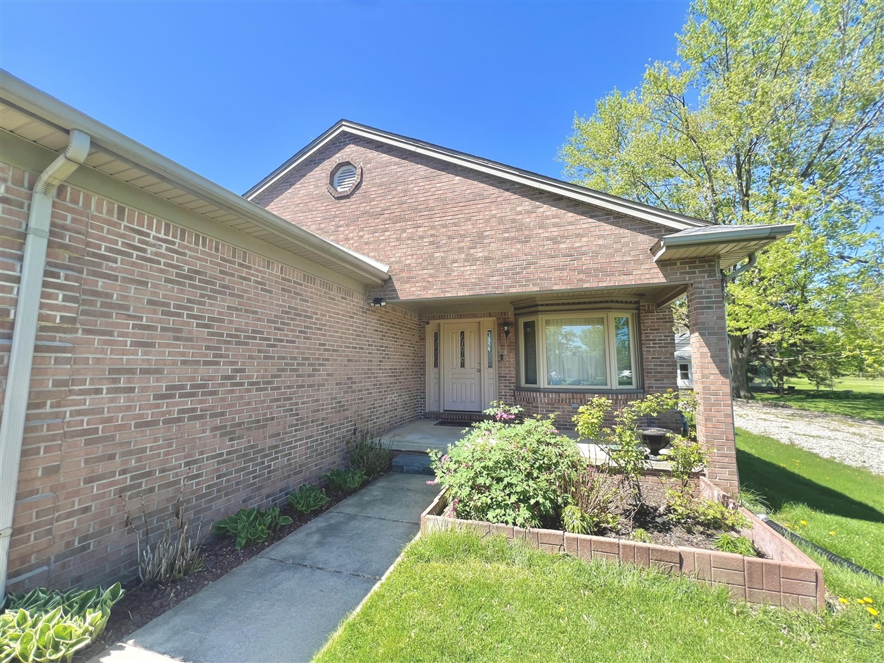 15338 Flanders Street, Southgate, MI, 48195-2974