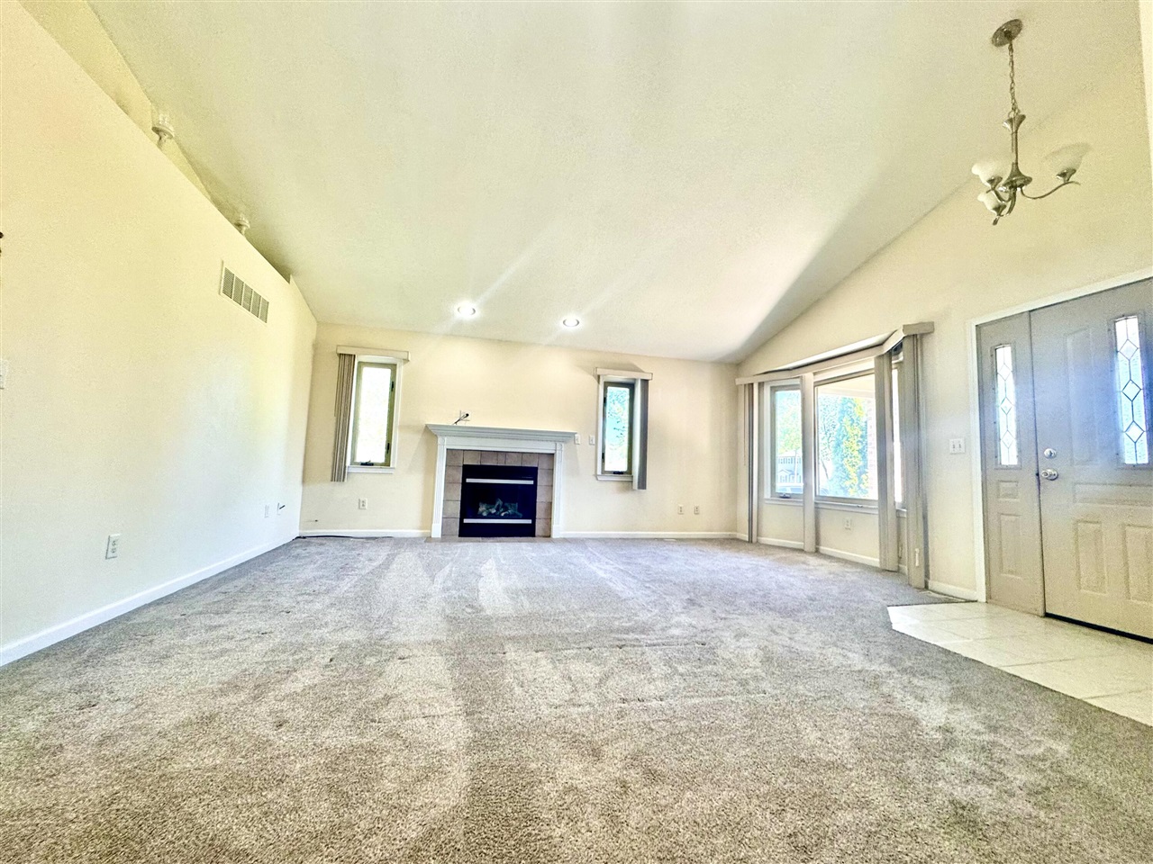 15338 Flanders Street, Southgate, MI, 48195-2974