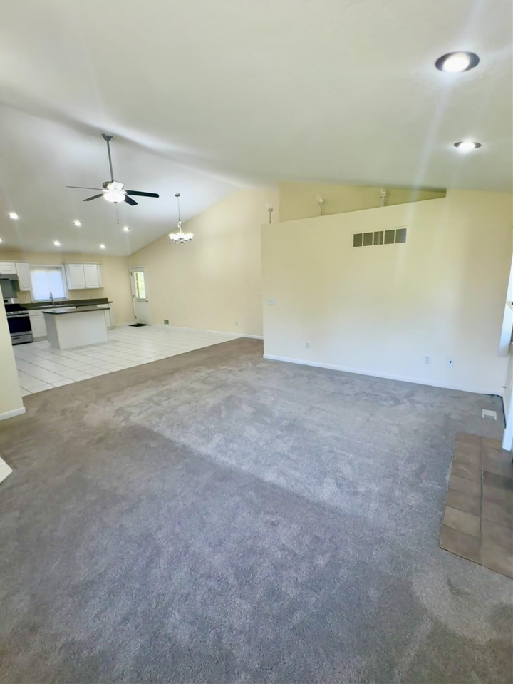 15338 Flanders Street, Southgate, MI, 48195-2974