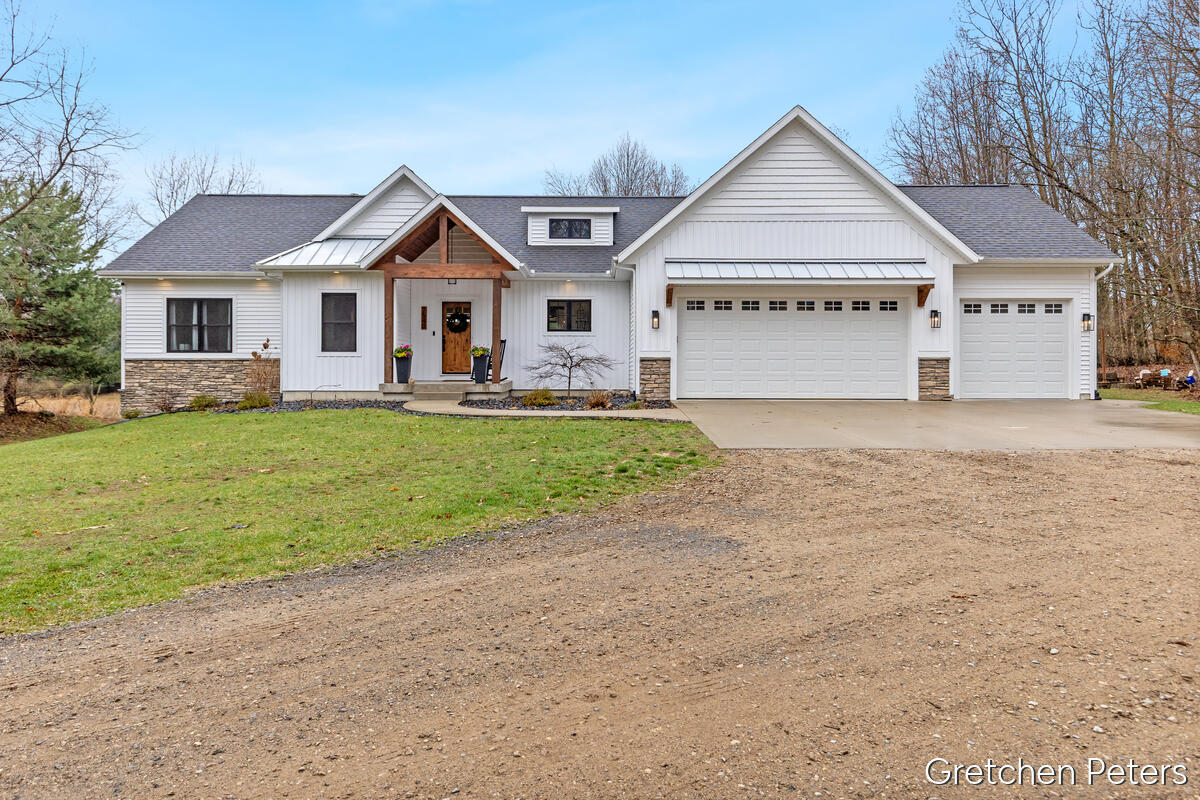 7540 Thornapple Dales Drive, Alto, MI, 49302-9788