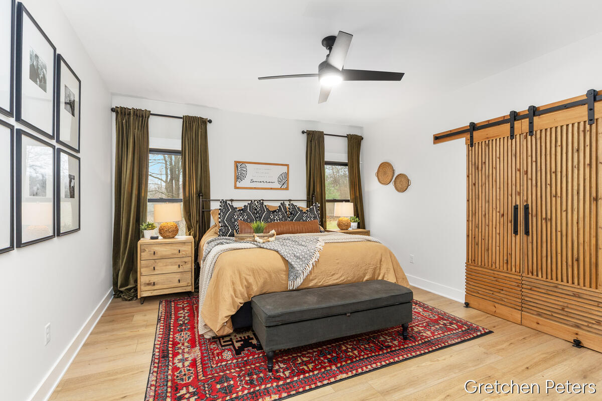 7540 Thornapple Dales Drive, Alto, MI, 49302-9788