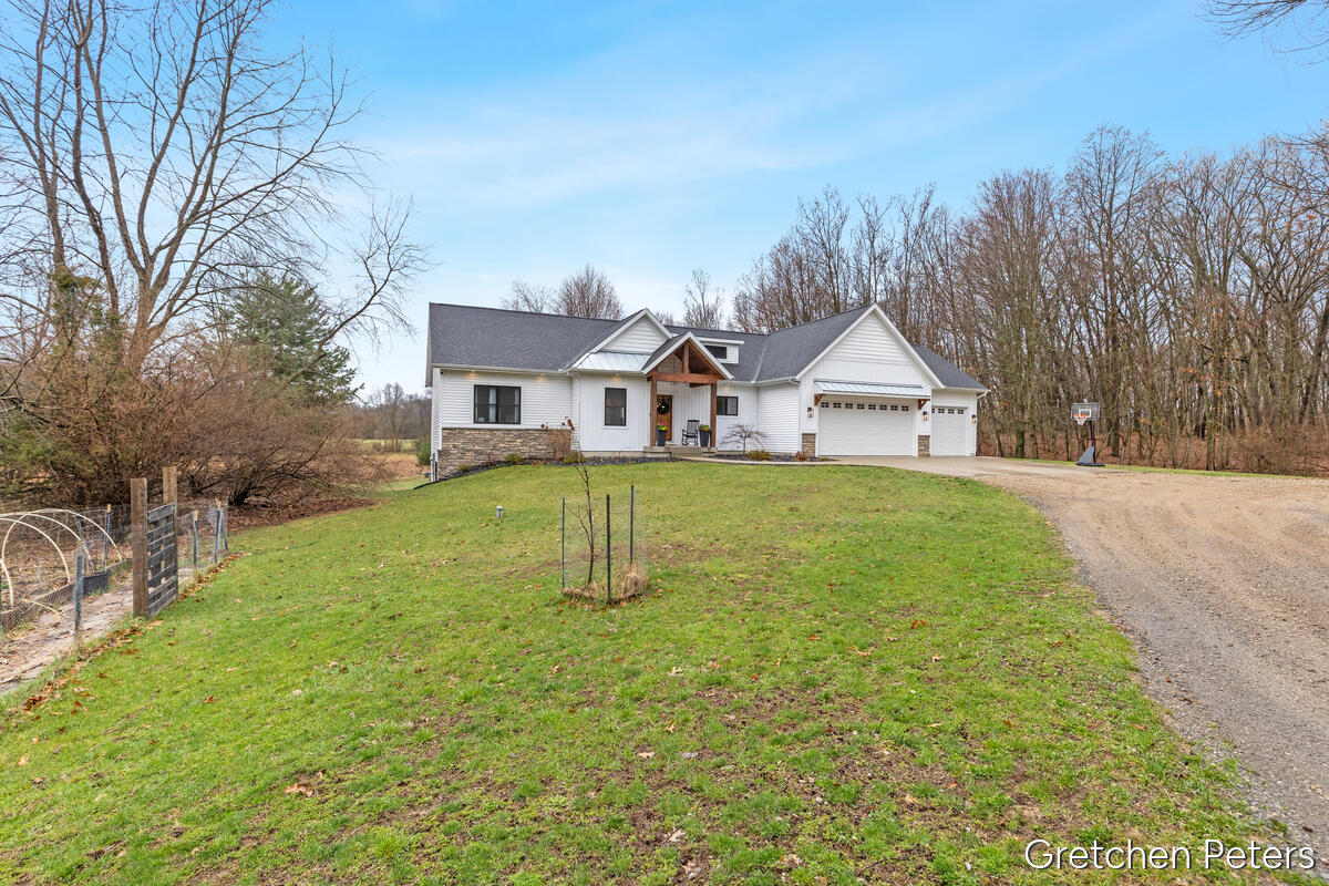 7540 Thornapple Dales Drive, Alto, MI, 49302-9788