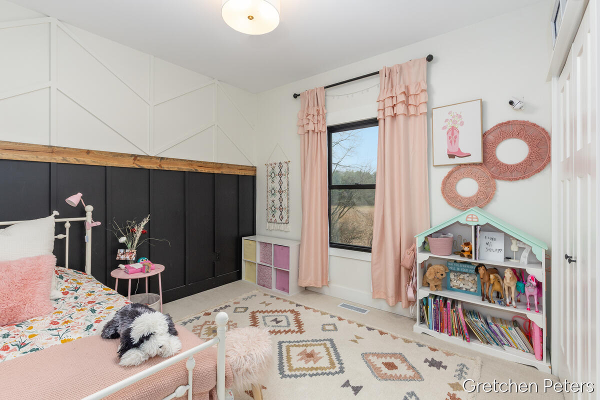 7540 Thornapple Dales Drive, Alto, MI, 49302-9788