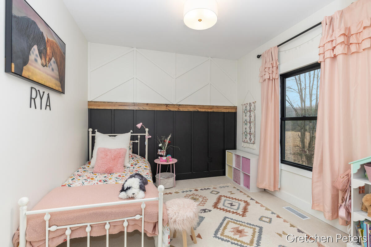 7540 Thornapple Dales Drive, Alto, MI, 49302-9788