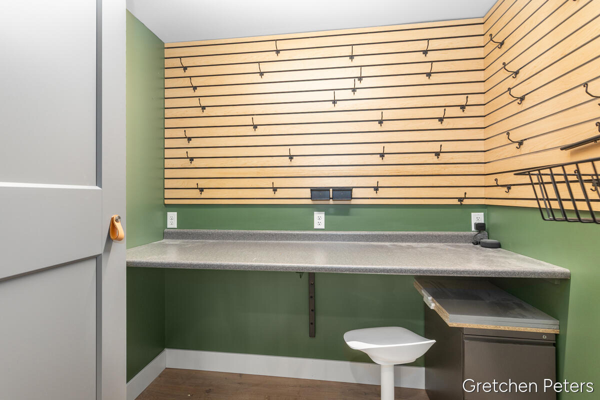 7540 Thornapple Dales Drive, Alto, MI, 49302-9788