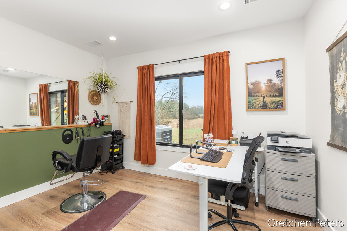 7540 Thornapple Dales Drive, Alto, MI, 49302-9788