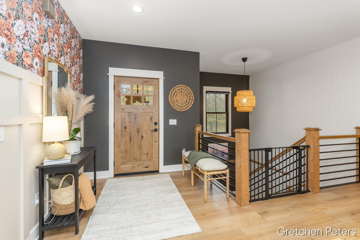 7540 Thornapple Dales Drive, Alto, MI, 49302-9788