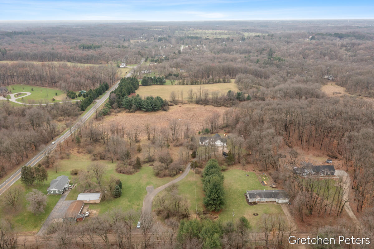 7540 Thornapple Dales Drive, Alto, MI, 49302-9788