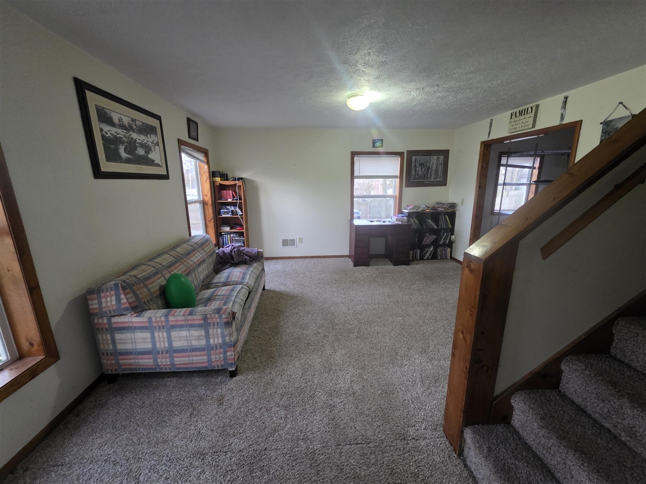 123 W Walnut Street, Stanton, MI, 48888-9217