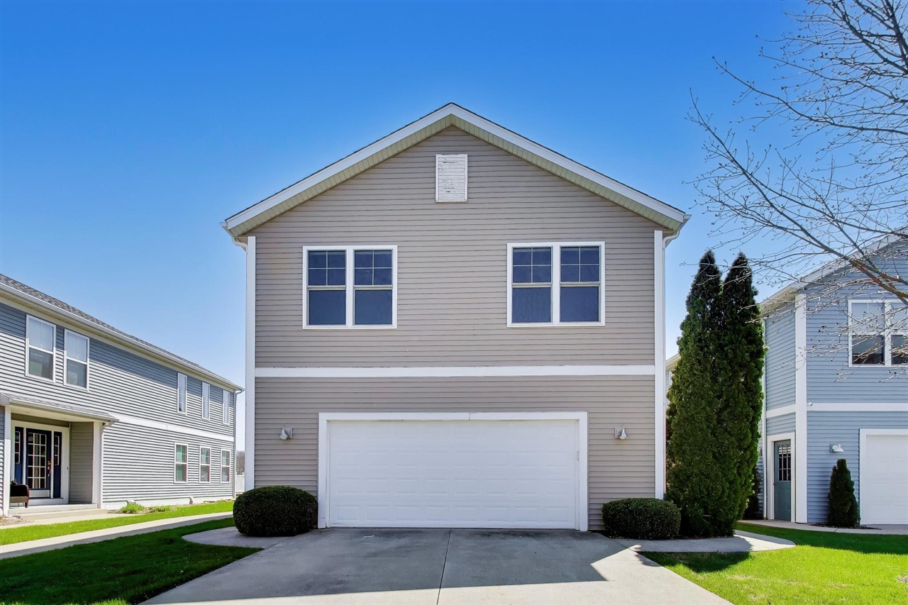 425 Island Pointe Drive, Saint Joseph, MI, 49085