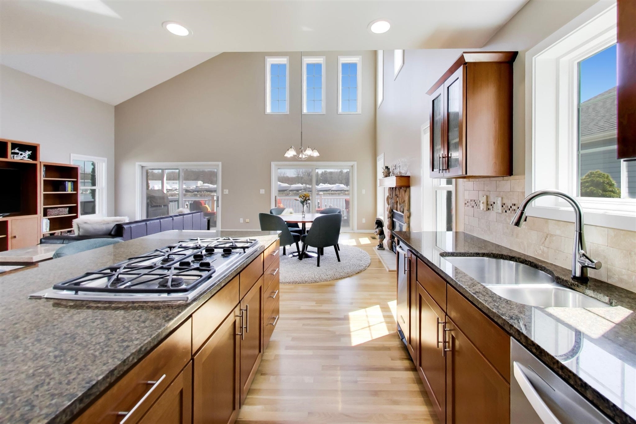 425 Island Pointe Drive, Saint Joseph, MI, 49085