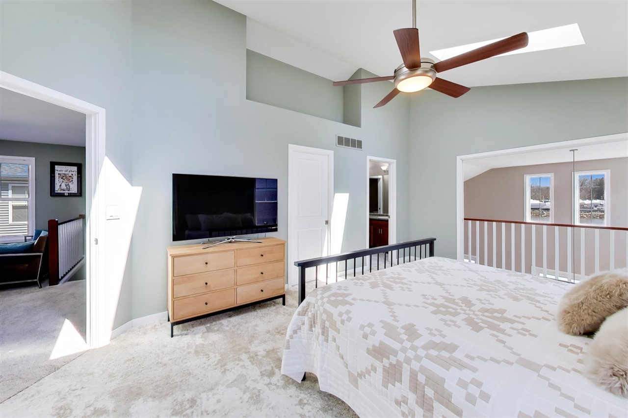 425 Island Pointe Drive, Saint Joseph, MI, 49085