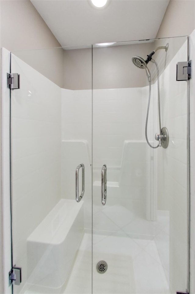 425 Island Pointe Drive, Saint Joseph, MI, 49085