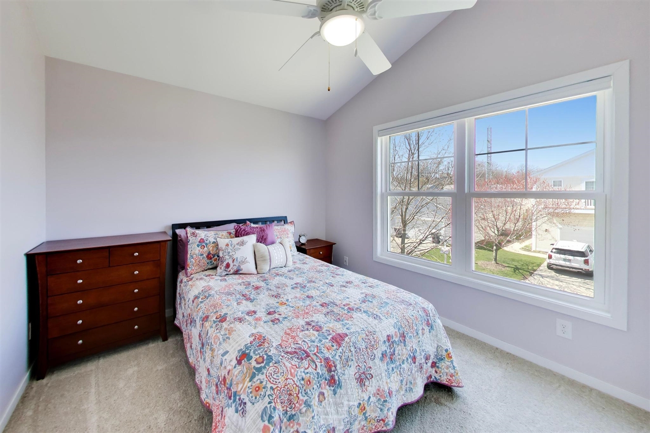 425 Island Pointe Drive, Saint Joseph, MI, 49085