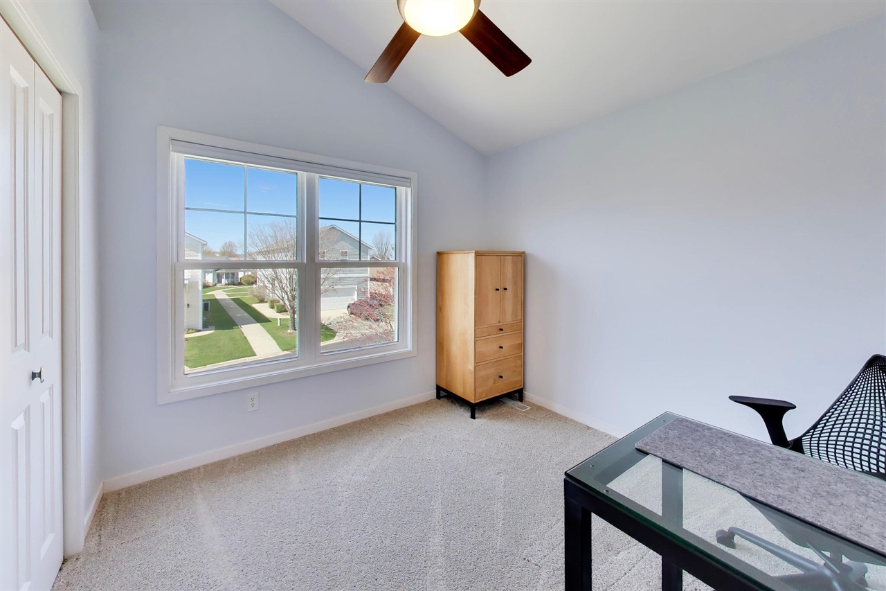 425 Island Pointe Drive, Saint Joseph, MI, 49085