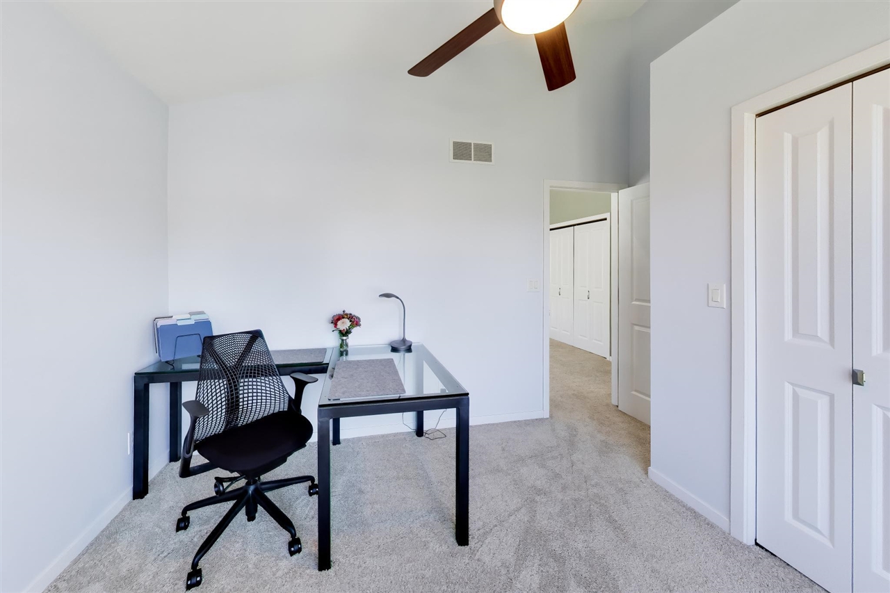 425 Island Pointe Drive, Saint Joseph, MI, 49085