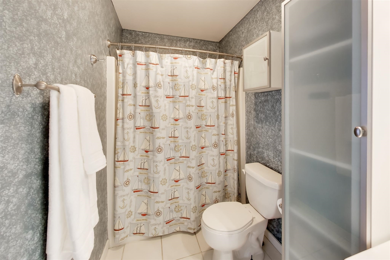 425 Island Pointe Drive, Saint Joseph, MI, 49085