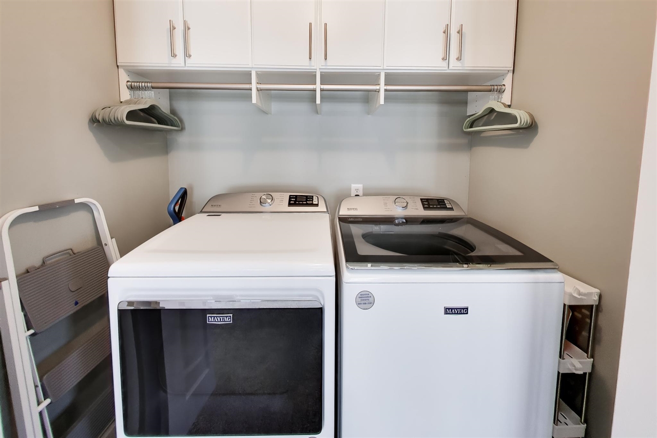 425 Island Pointe Drive, Saint Joseph, MI, 49085