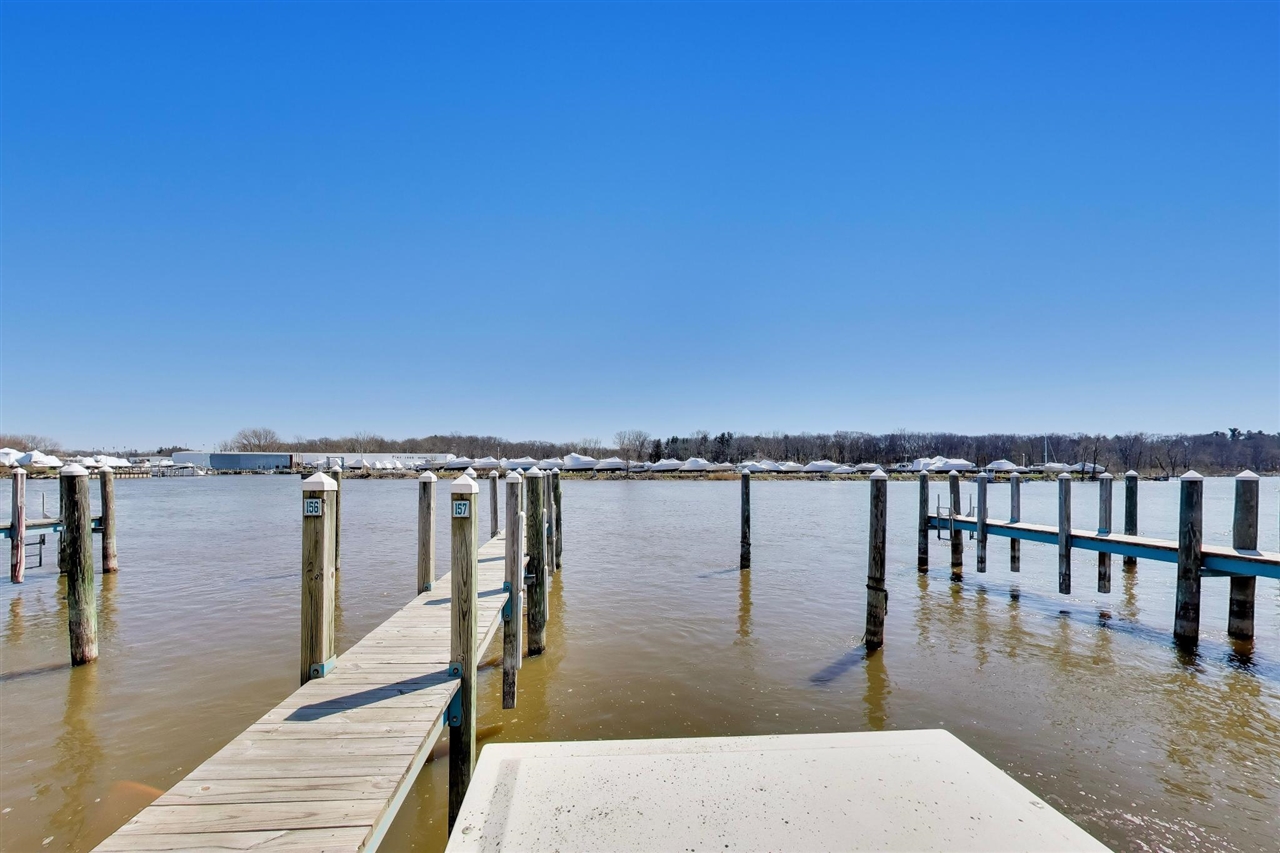 425 Island Pointe Drive, Saint Joseph, MI, 49085