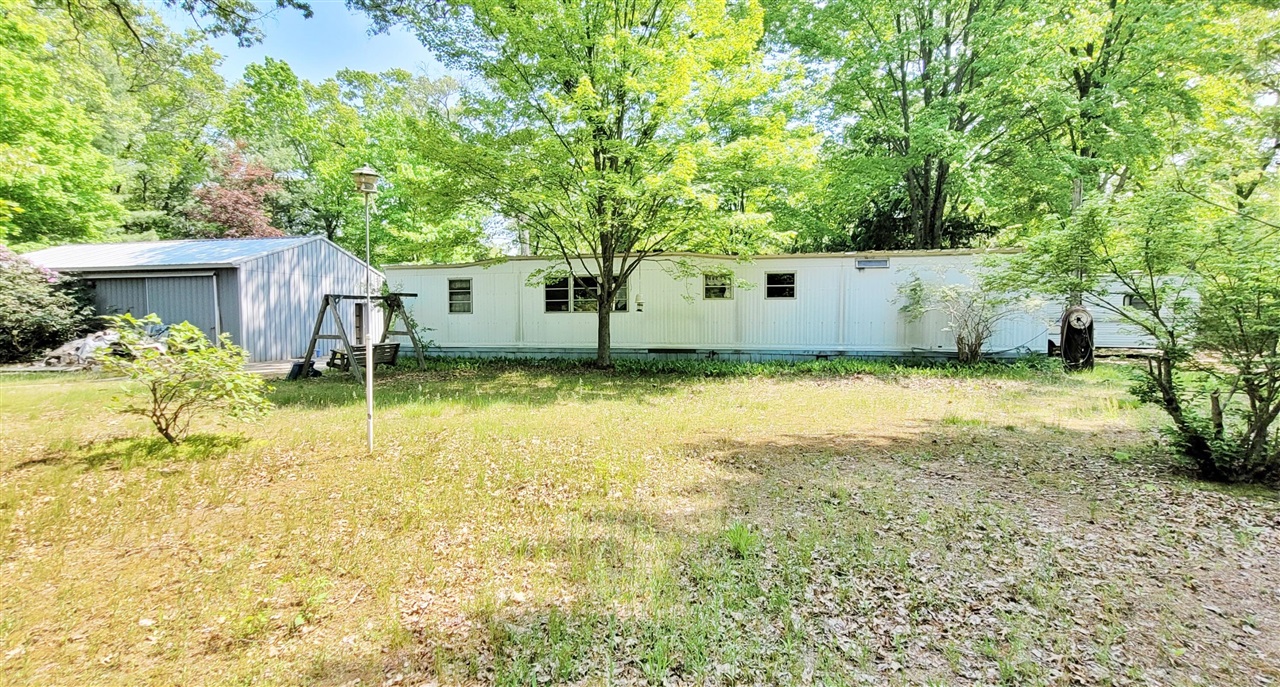 5350 E Crystal Lake Road, Holton, MI, 49425-8563
