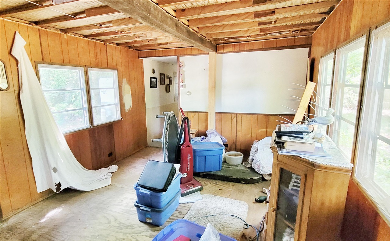 5350 E Crystal Lake Road, Holton, MI, 49425-8563