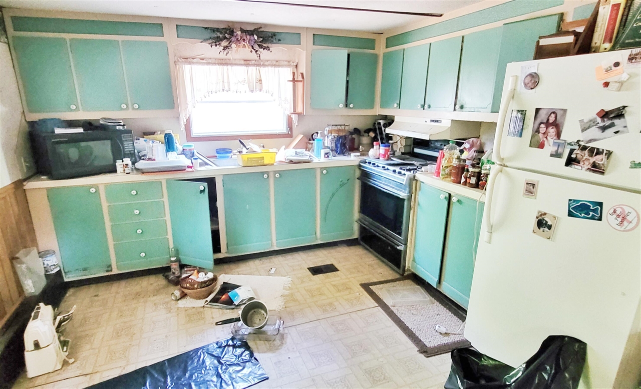 5350 E Crystal Lake Road, Holton, MI, 49425-8563