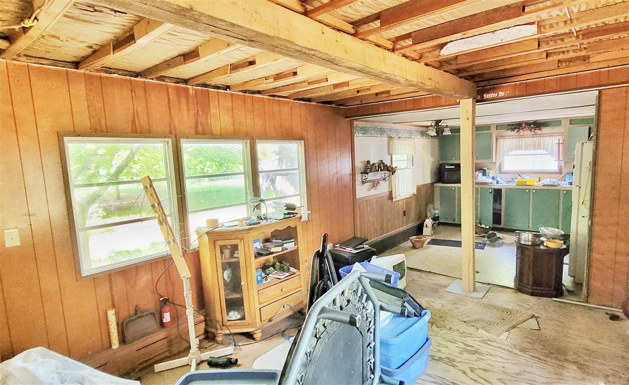 5350 E Crystal Lake Road, Holton, MI, 49425-8563