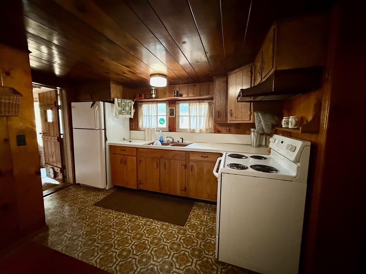 13239 N Gordon Avenue, Bitely, MI, 49309