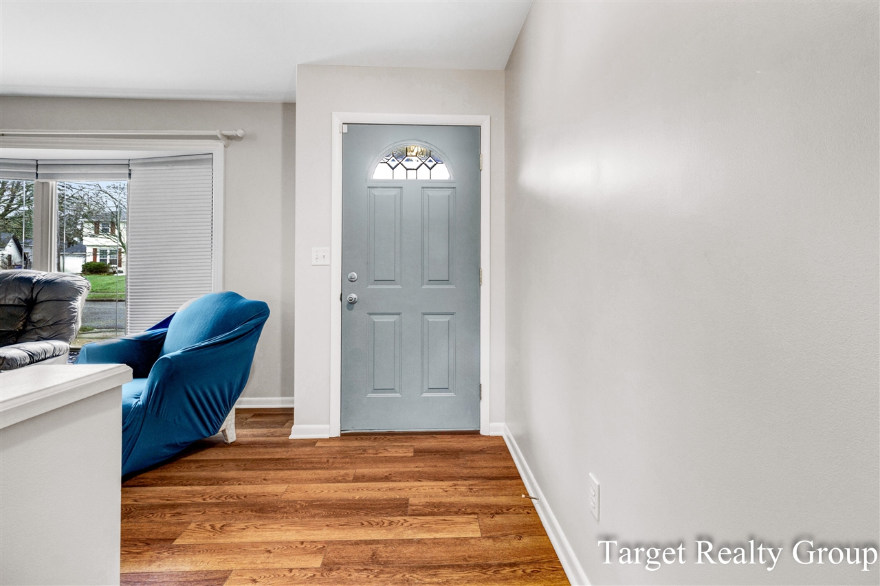 1660 Rose Parkway, Grand Rapids, MI, 49506-5247