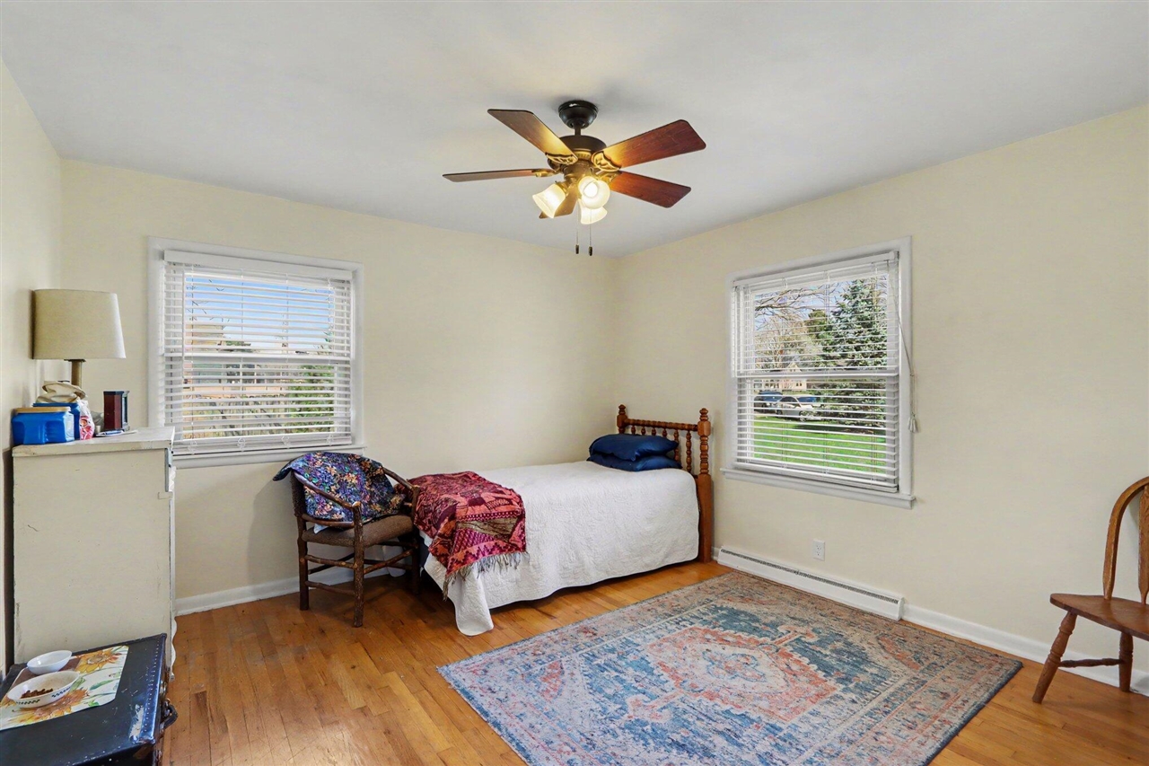 2610 Asbury Avenue, Kalamazoo, MI, 49048-1425