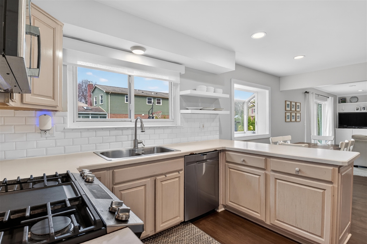 15895 Hickory Ridge Drive, Northville, MI, 48168