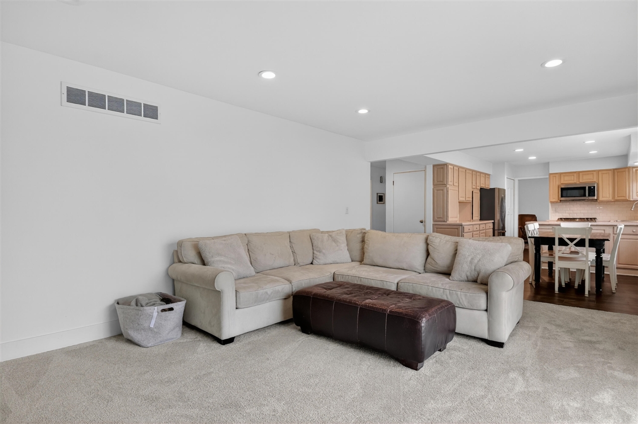 15895 Hickory Ridge Drive, Northville, MI, 48168