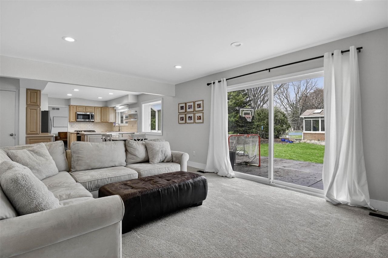 15895 Hickory Ridge Drive, Northville, MI, 48168