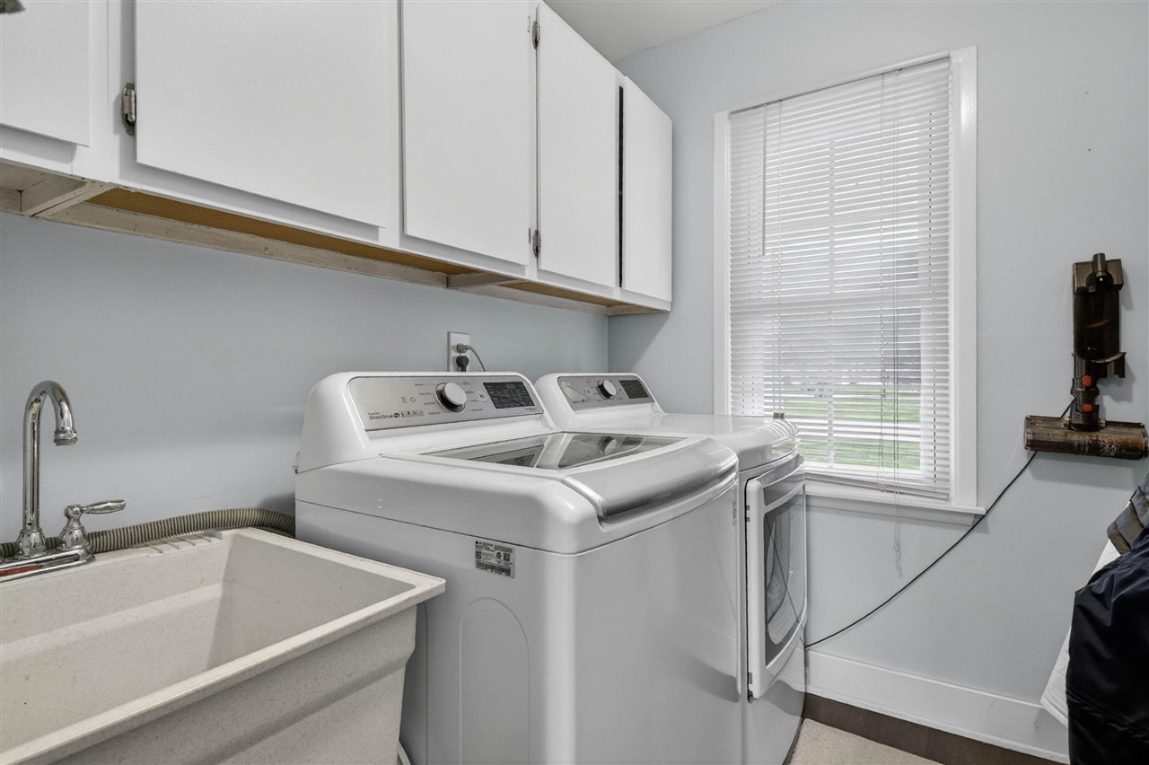 15895 Hickory Ridge Drive, Northville, MI, 48168