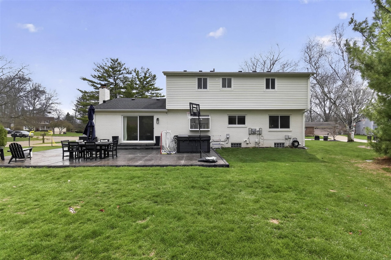 15895 Hickory Ridge Drive, Northville, MI, 48168