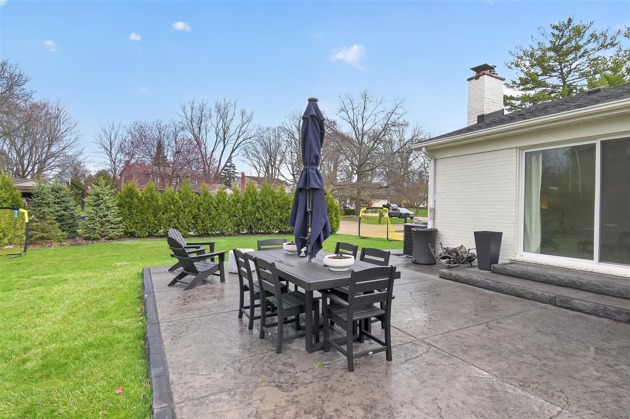 15895 Hickory Ridge Drive, Northville, MI, 48168