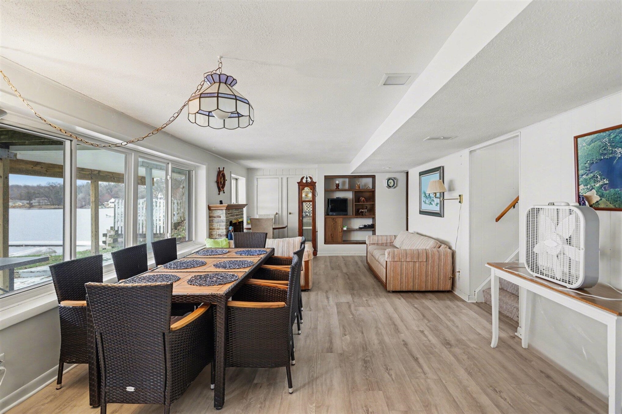 12294 N Sherman Lake Drive, Augusta, MI, 49012-9280