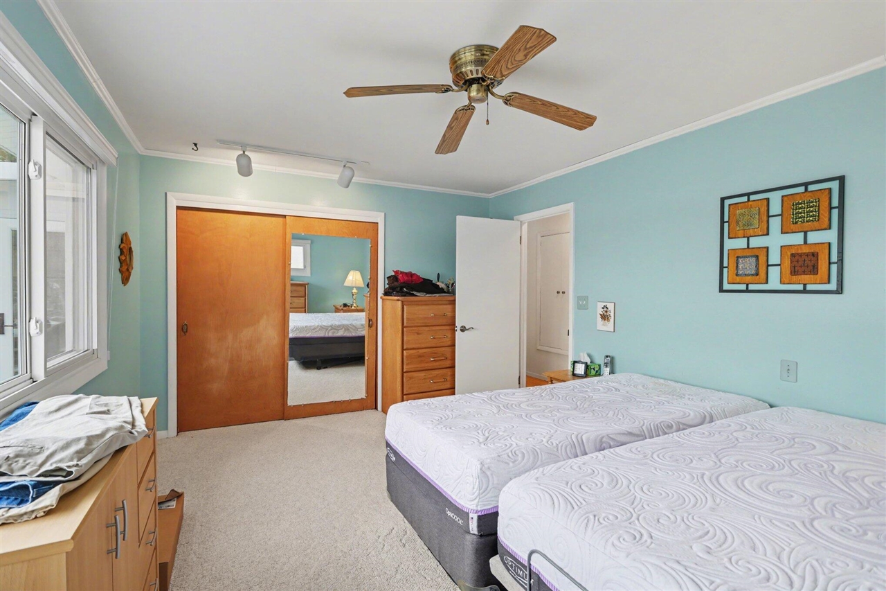 12294 N Sherman Lake Drive, Augusta, MI, 49012-9280